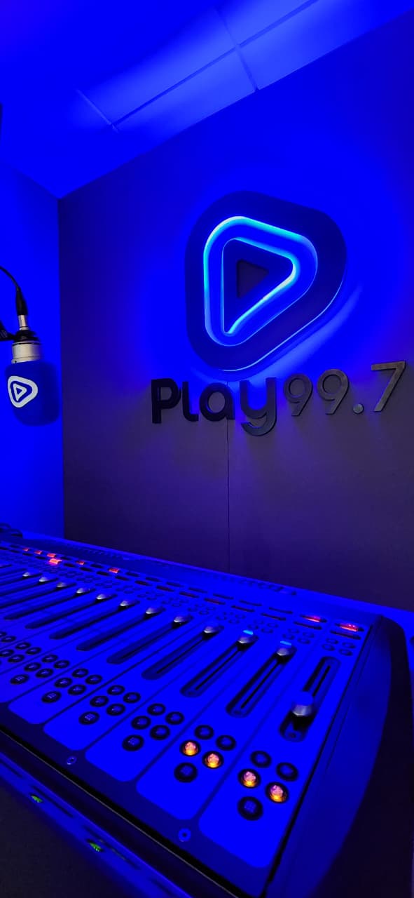 Estúdio da Rádio Play FM 99.7